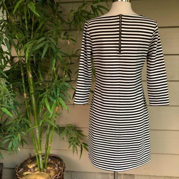 🎉Old Navy Black & White Striped 3/4 Sleeve Dress - Picture 3 of 7
